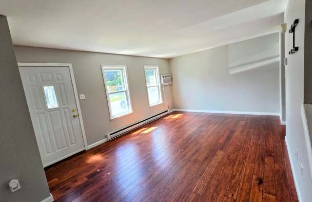 5657 Wood Lane Gallery 4