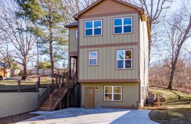 Stylish and convenient 1-bedroom apartment in a great location! photos photos