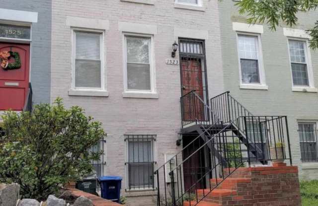 1523 PENNSYLVANIA Avenue SE Gallery 1