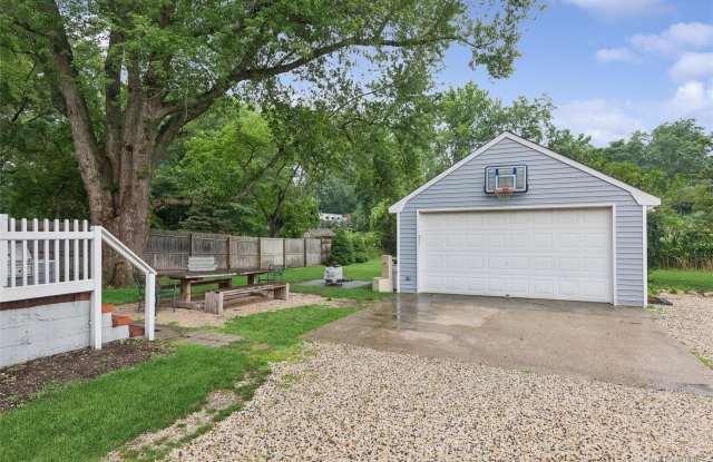 1350 Brick Kiln Road Gallery 3