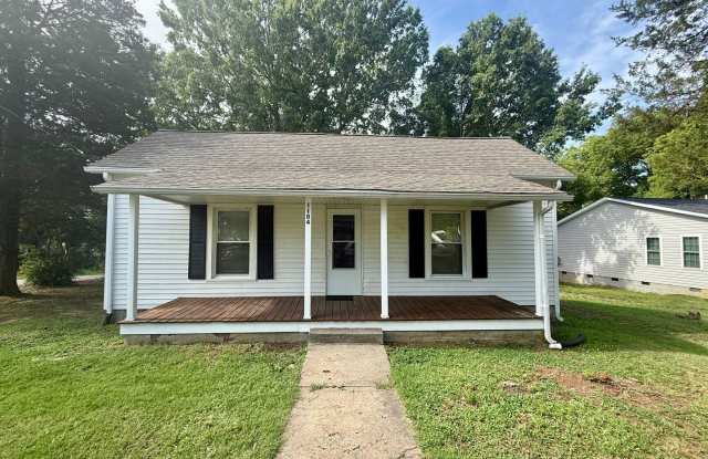 Two bedroom, 1 bath house in Burlington photos photos Two bedroom, 1 bath house in Burlington photos photos