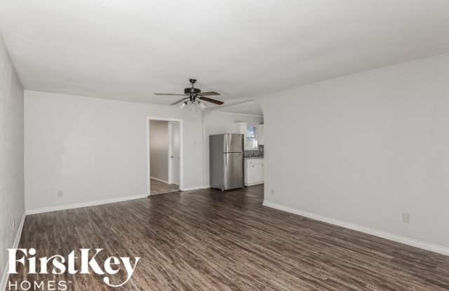 2202 Lockwood Drive Gallery 3