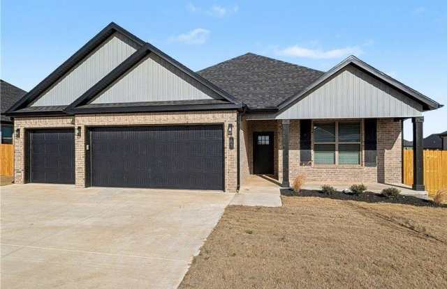 7842 Scenic Valley Avenue - 7842 Scenic Valley Avenue, Springdale, AR 72762
