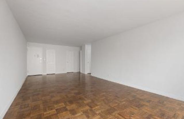 200 East 15th Street Gallery 3