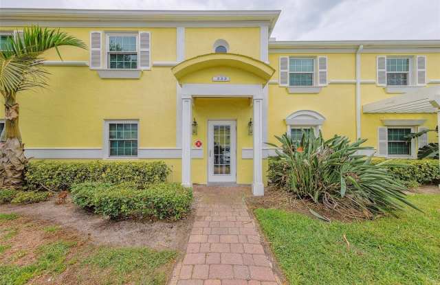 222 POMPANO DRIVE SE photos photos