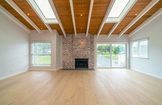 Newly Renovated Manhattan Beach Home! Gallery 4