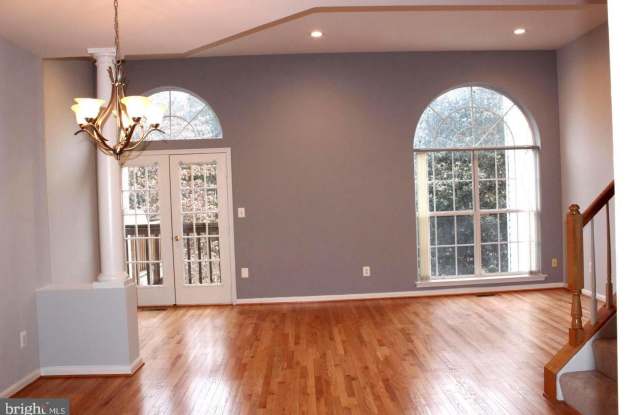 21644 MONMOUTH TERRACE Gallery 2