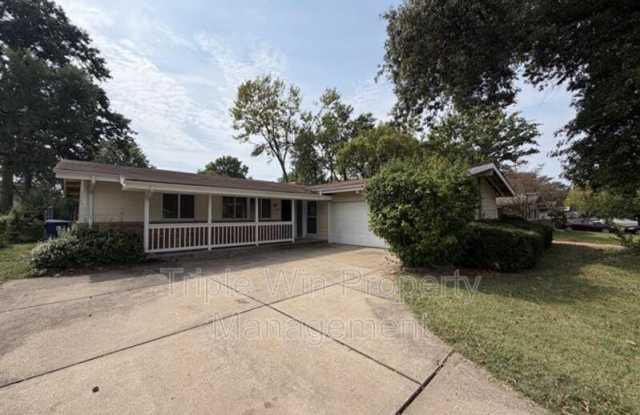 3180 Kingsley Dr Gallery 2