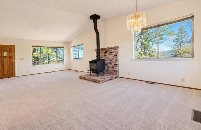 10201 Ponderosa Way Gallery 2