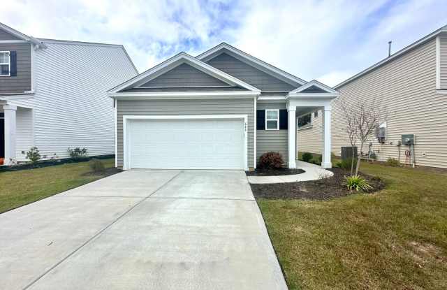 3/2 home in Pine Hills in Cane Bay of Summerville! photos photos