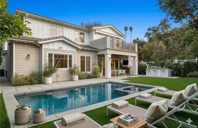 4151 Greenbush Avenue photos photos