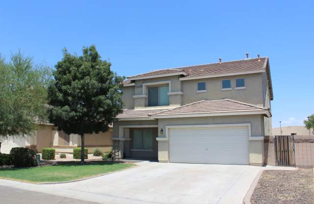 Beautiful 4 bedroom 2.5 bath home located in well sought after subdivision! photos photos