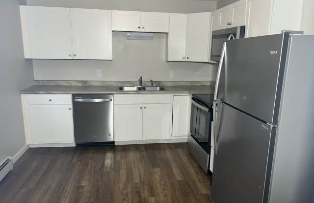 3605 South Larch Avenue - 3605 South Larch Avenue, Sioux Falls, SD 57106