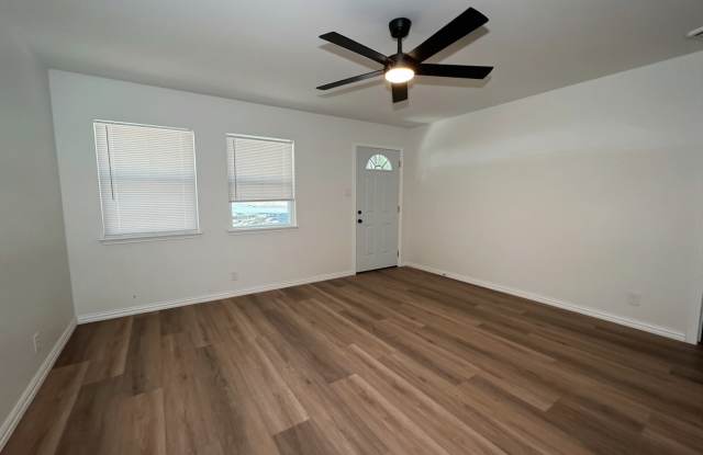 1108 Park Drive Gallery 3