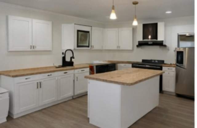 201 Sheffield Ln photos photos