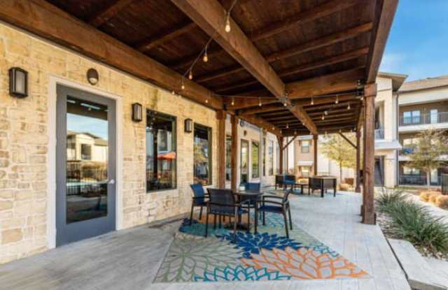 7351 N Loop 1604 E Gallery 3