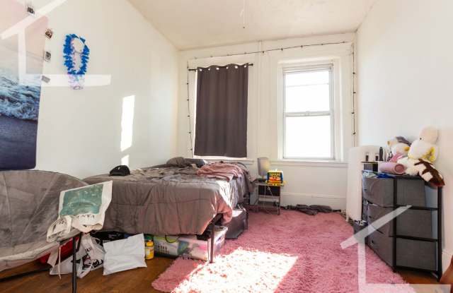 Large 1 split in Allston photos photos