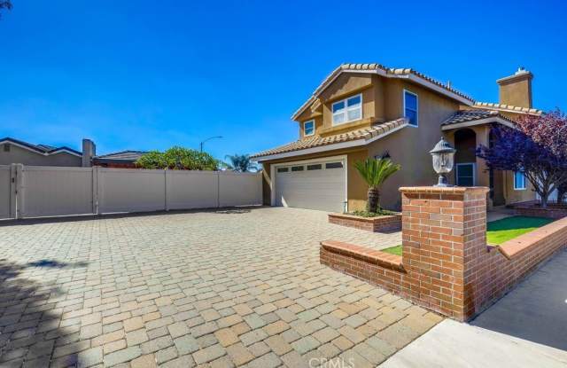 4540 E Vanity - 4540 East Vanity Lane, Anaheim, CA 92807