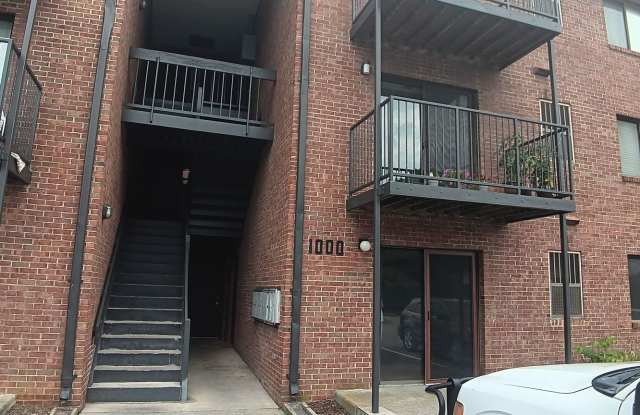 Blacksburg, 2 BR / 1 BA Available August 7th, 2026. photos photos