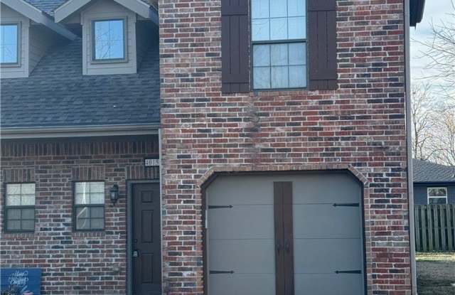 4015 Glenstone Terrace Gallery 2