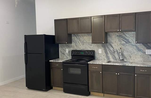 1119 GUADALUPE ST | Renovated Studio photos photos