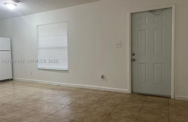 921 NW 2nd Ave Gallery 2
