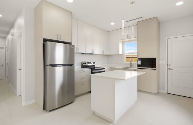 4512 Larkspur Ave photos photos