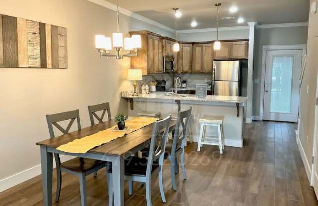 1834 East Brookview Circle - 1834 East Brookview Circle, Benton County, AR 72761