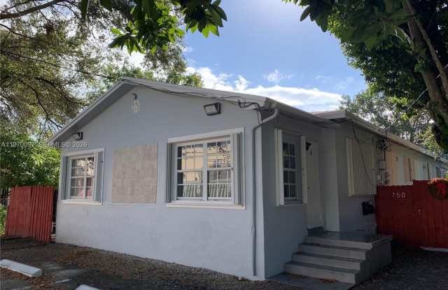 750 NE 86th St photos photos