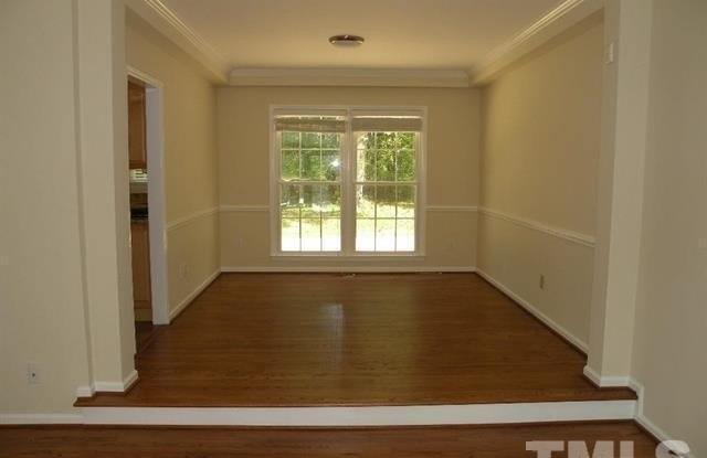 311 Swiss Lake Drive Gallery 4