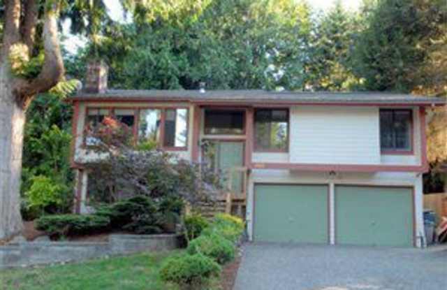 Issaquah Private Lake Samammish Beach Club Available Feb 1st - 4565 187th Place Southeast, Issaquah, WA 98027