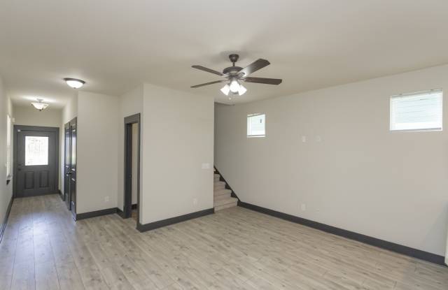 140 Shiaway Ct Gallery 3