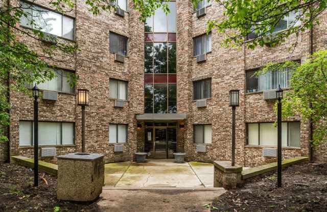 5306 N Cumberland Avenue - 5306 North Cumberland Avenue, Chicago, IL 60656 5306 N Cumberland Avenue - 5306 North Cumberland Avenue, Chicago, IL 60656