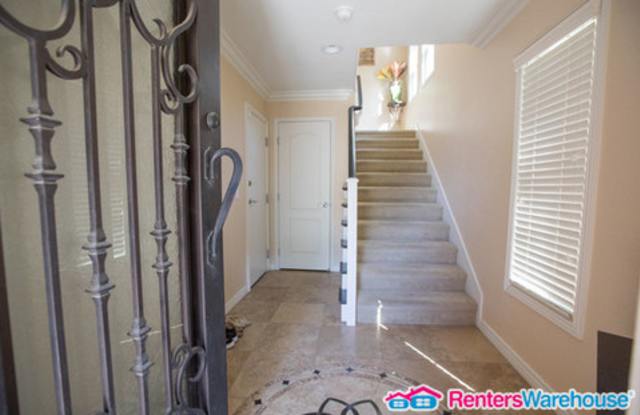 2524 East Montecito Avenue Gallery 3