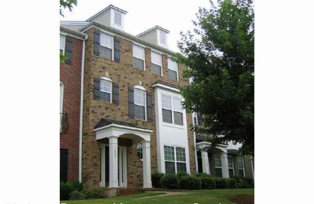 11253 Musette Cir - 11253 Musette Circle, Alpharetta, GA 30009