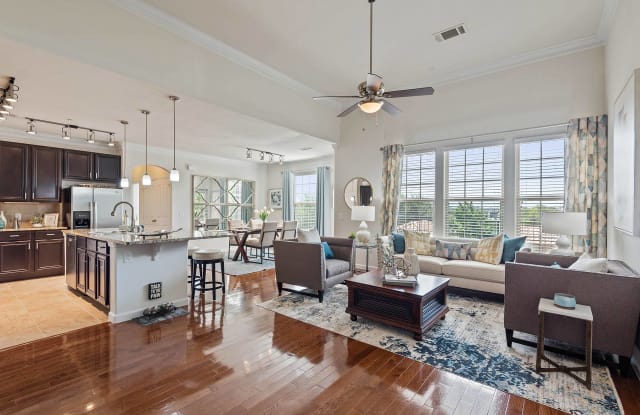 Orion McCord Park Apartments Gallery 2