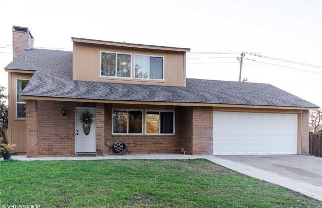 3727 Twin Oaks Court - 3727 Twin Oak Court, Flower Mound, TX 75028