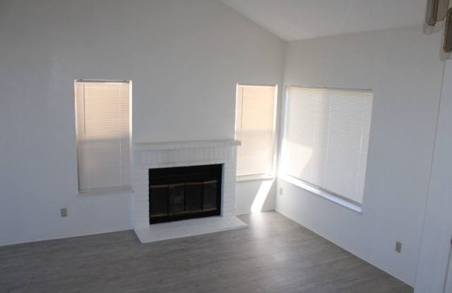 Pending 1420 Greenfield Cir., Pinole, CA 94564 Gallery 3