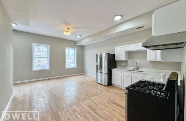1013 West 19th St. photos photos