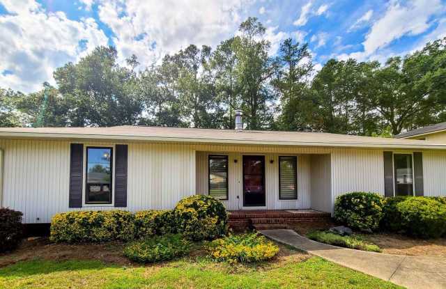 305 Valleyvue Court Gallery 2