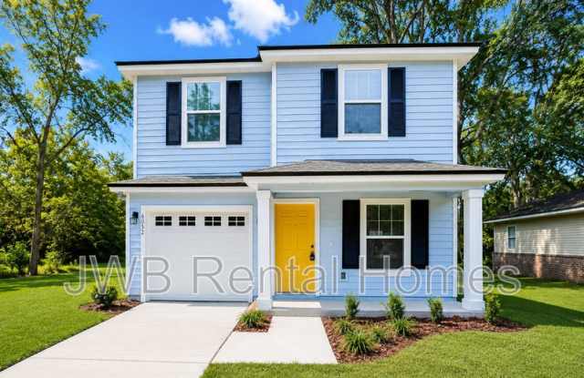 6052 Redpoll Ave Gallery 1