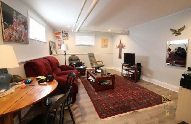 1504 Commonwealth Ave. photos photos