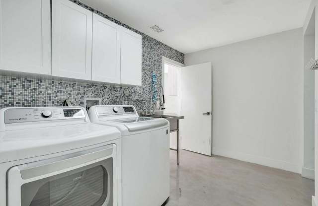 7351 Valencia Drive photos photos