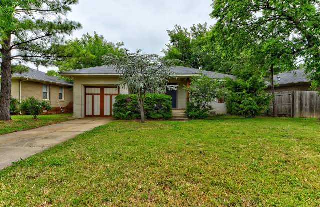 1723 Churchill Way photos photos