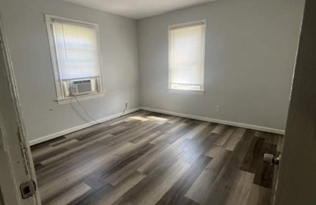 2107 Lake Avenue - Up photos photos