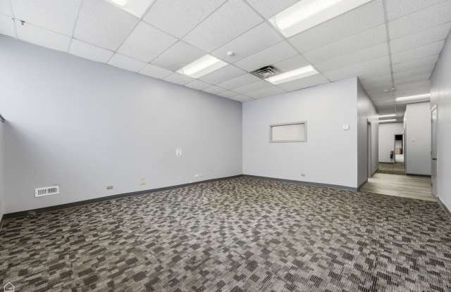 2307 W North Avenue Gallery 3