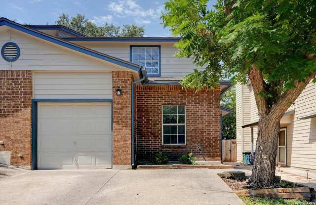 6014 Gaelic - 6014 Gaelic, San Antonio, TX 78240