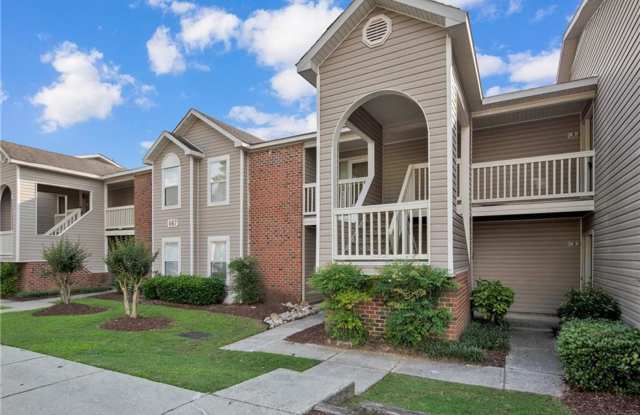 680-7 Barton's Landing Place ~$150.00 off first months rent(no pets) - 680 Bartons Landing Place, Fayetteville, NC 28314