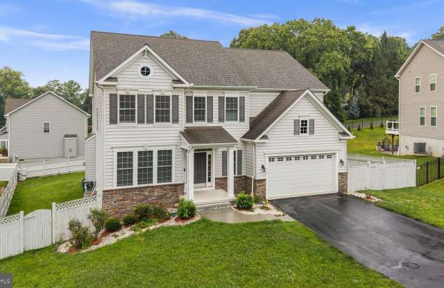 945 KAYLEY Drive Gallery 2