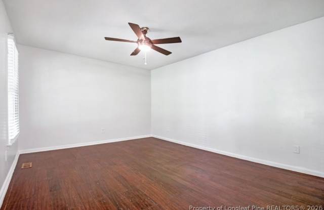 4572 Westfield Road Gallery 4